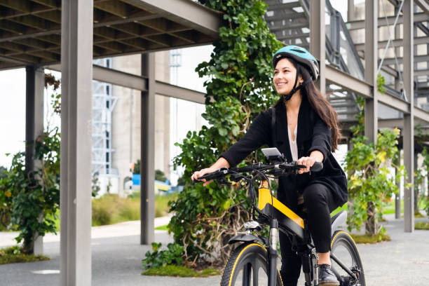electric bike, e-bike, electric bicycle, electric bike comparison, electric bike review, electric bike range, electric bike speed, electric bike motor power, electric bike price, electric bike commuting, electric bike recreational, electric bike benefits, eco-friendly transportation, sustainable transportation, electric bike features, electric bike brands, best electric bike, top electric bikes, electric bike technology, electric bike performance, electric bike battery, electric bike accessories, electric bike buying guide, electric bike test ride, electric bike safety, electric bike maintenance, electric bike trends, electric bike innovation, electric bike market
