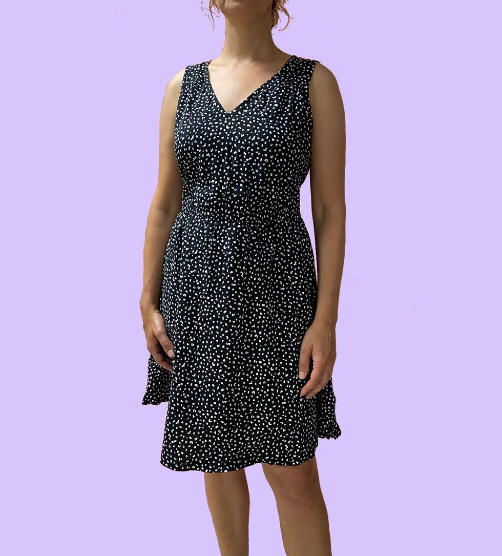 Old Navy Black and White Dress (M)