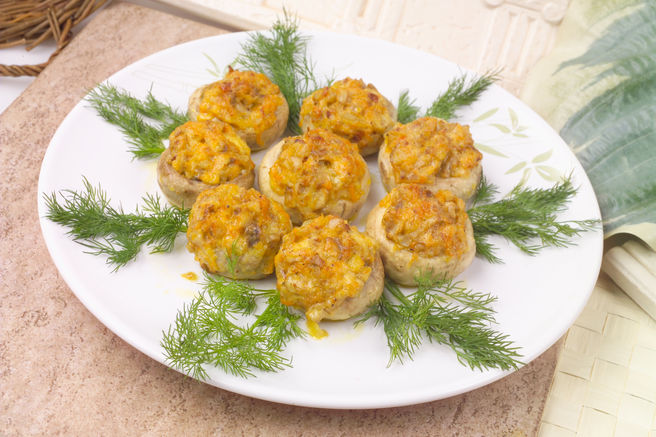 Шампиньоны фаршированные