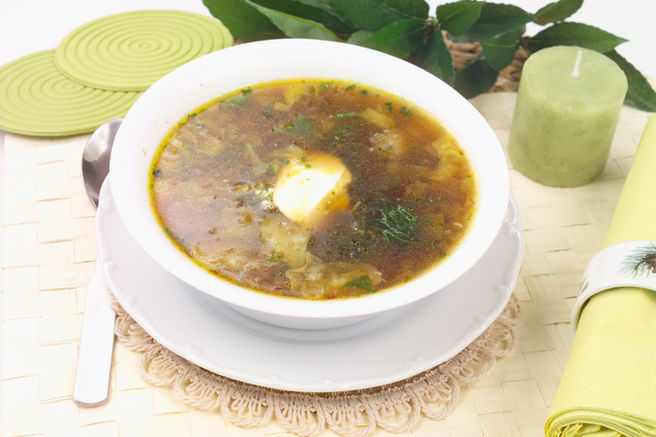 Свежие щи с белыми грибами