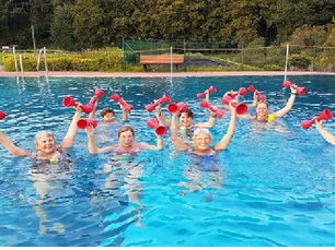 Wassergymnastik im Freibad Rengsdorf - Der besondere Spaß im Nass