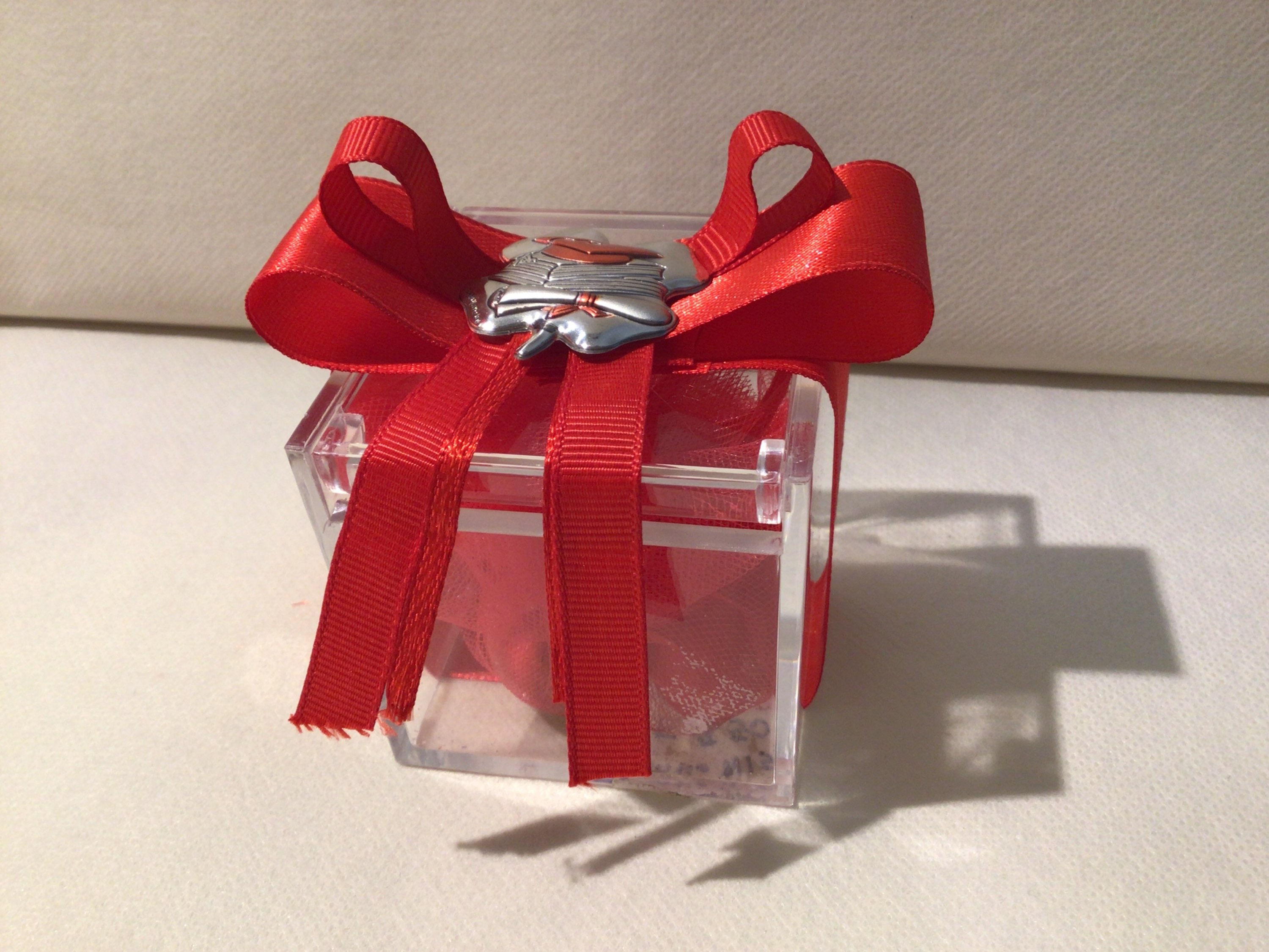 BOMBONIERA IN PLEXIGAS CON INSERTO LAUREA