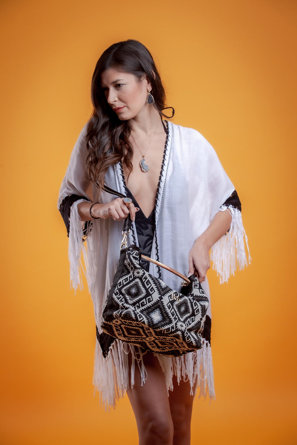 Μικρογραφία: Belinda Jacquard Bucket Bag