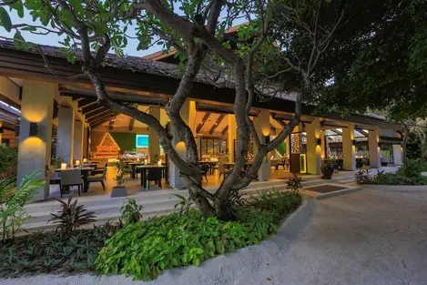 The main entrance of Vela restaurant, featuring a buffet with a wide selection of international dishes.