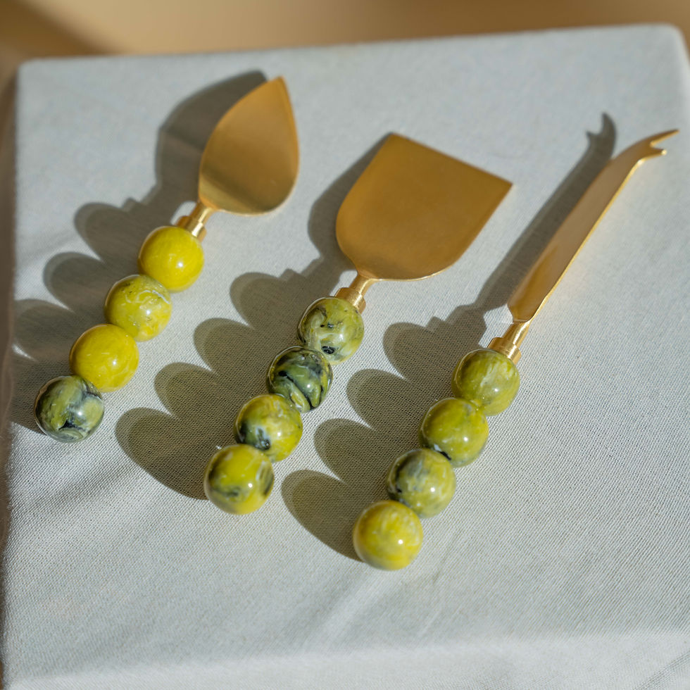 Thumbnail: The Green Cheese Knives