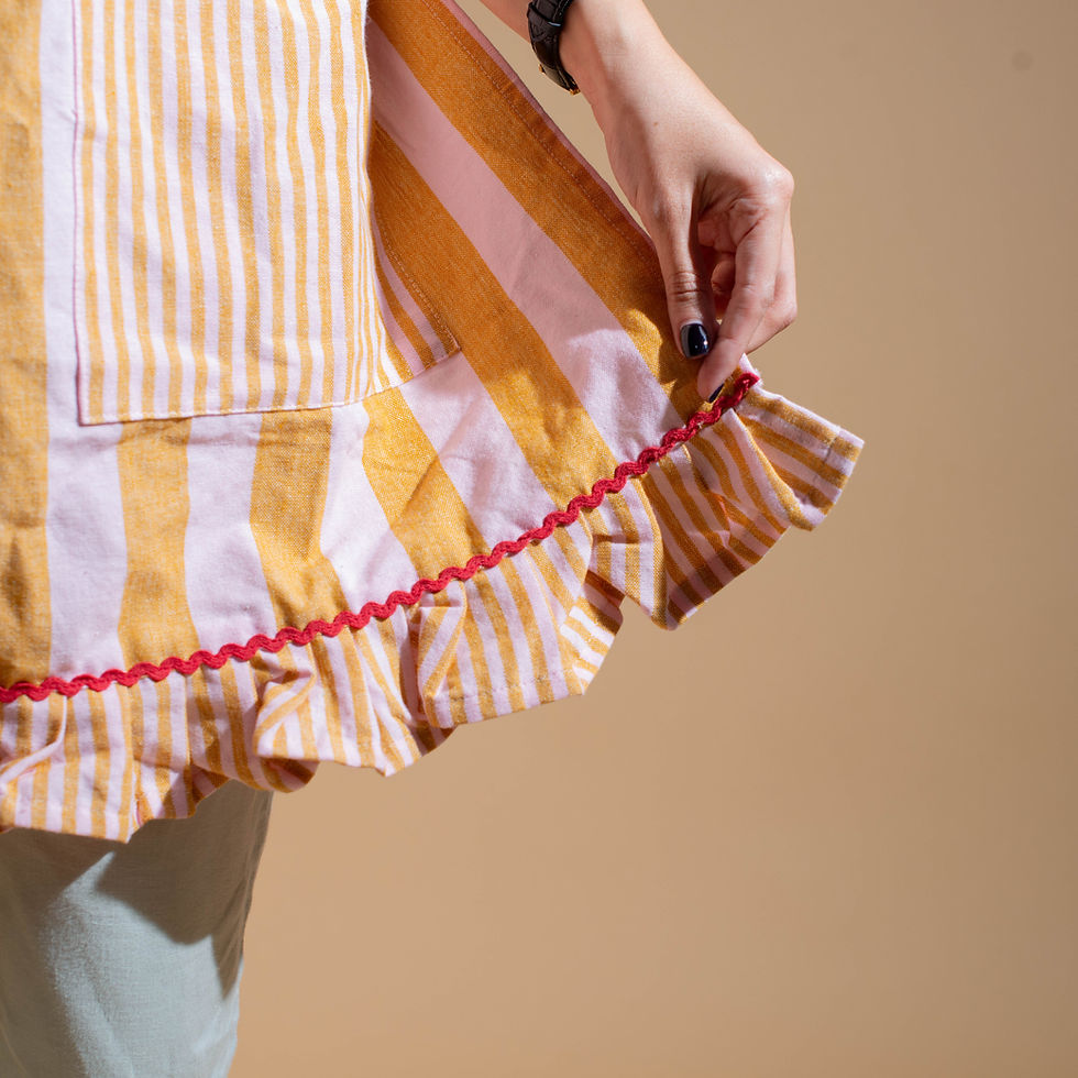 Thumbnail: Apron With Striped Ruffle & Pockets