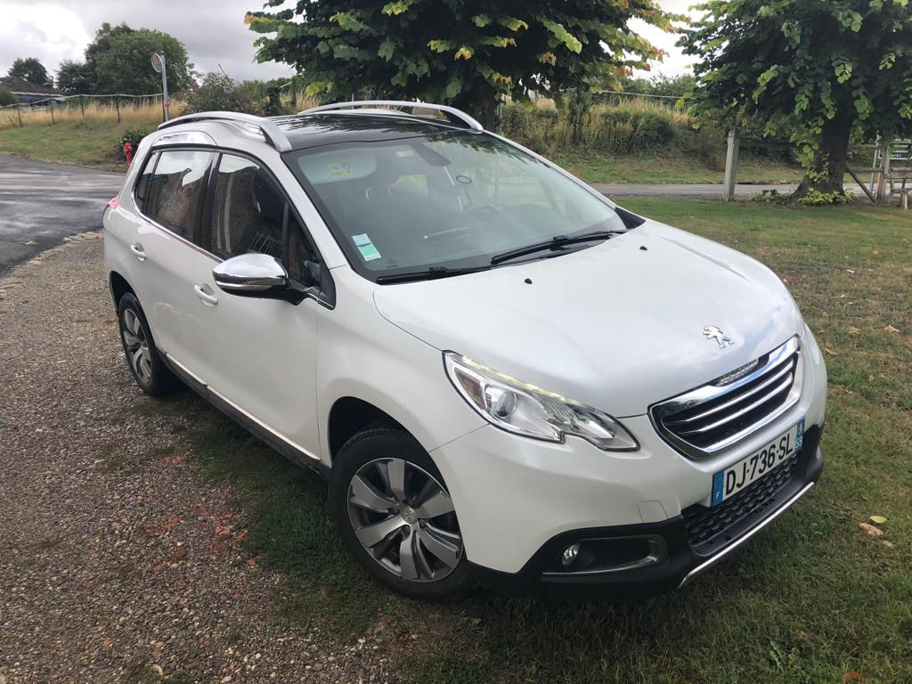 Peugeot 2008 - 1.2 Puretech 82 cv- Allure BVM5