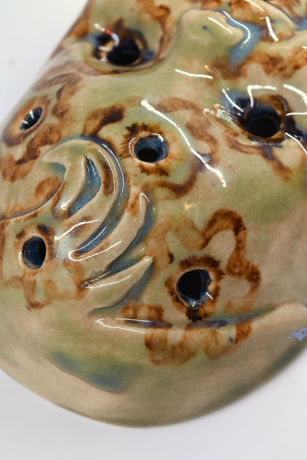 Thumbnail: Jade hanging wall bust