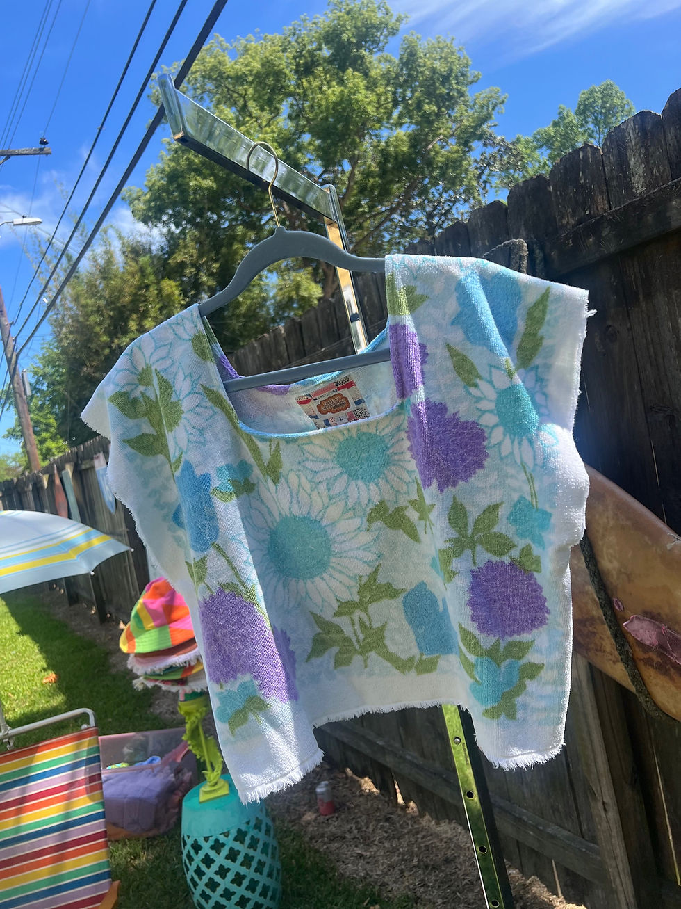 Thumbnail: Terrycloth Towel Top - 60s Floral