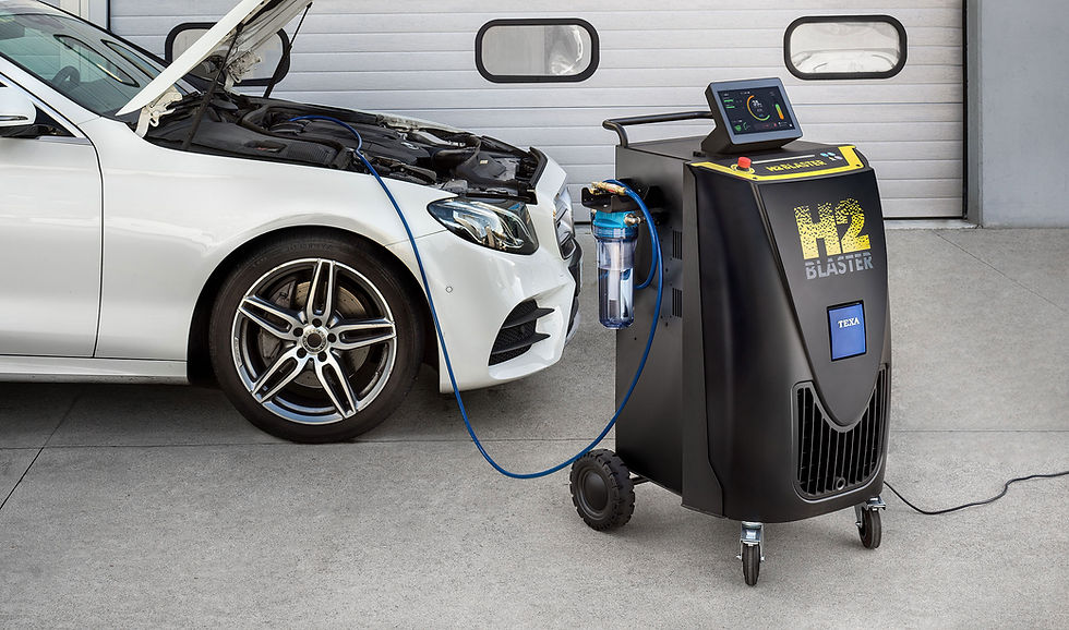 H2 blaster angeschlossen an weißes auto.jpg