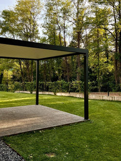 Pergola bioclimatica Gibus Atelier Tendaggi Zanrosso Schio Vicenza Tende da sole Ecobonus detrazioni fiscali schermature solari