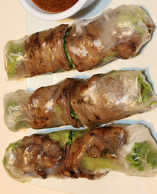 Grilled Prok Summer rolls(5)_edited.jpg