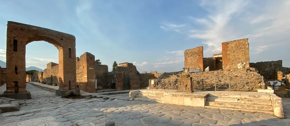 The goddess Fortuna in Rome and Pompeii
