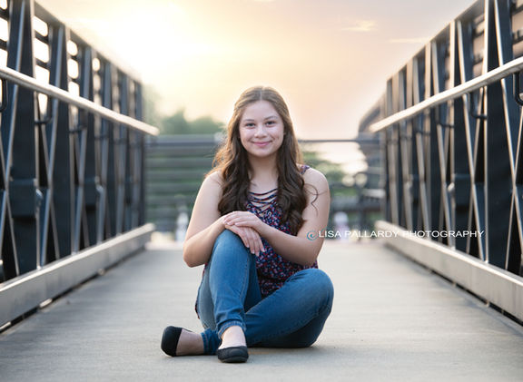 8th grade girl pictures pier bridge riverfront sunset Pekin Illinois photographer