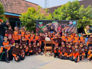 Belajar Mencintai Satwa dan Lingkungan Melalui Indonesia Action Day 2026 di SDN 1 Paciran