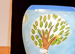 Vase_Back_edited.jpg