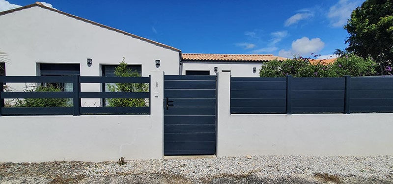 Portails et clôtures Composites Isocouleurs PRV Composites Charente Maritime 17