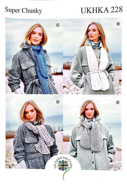 Adult and Childs - Knitted Scarf Patterns - Super Chunky - Craftmania Stock Photo