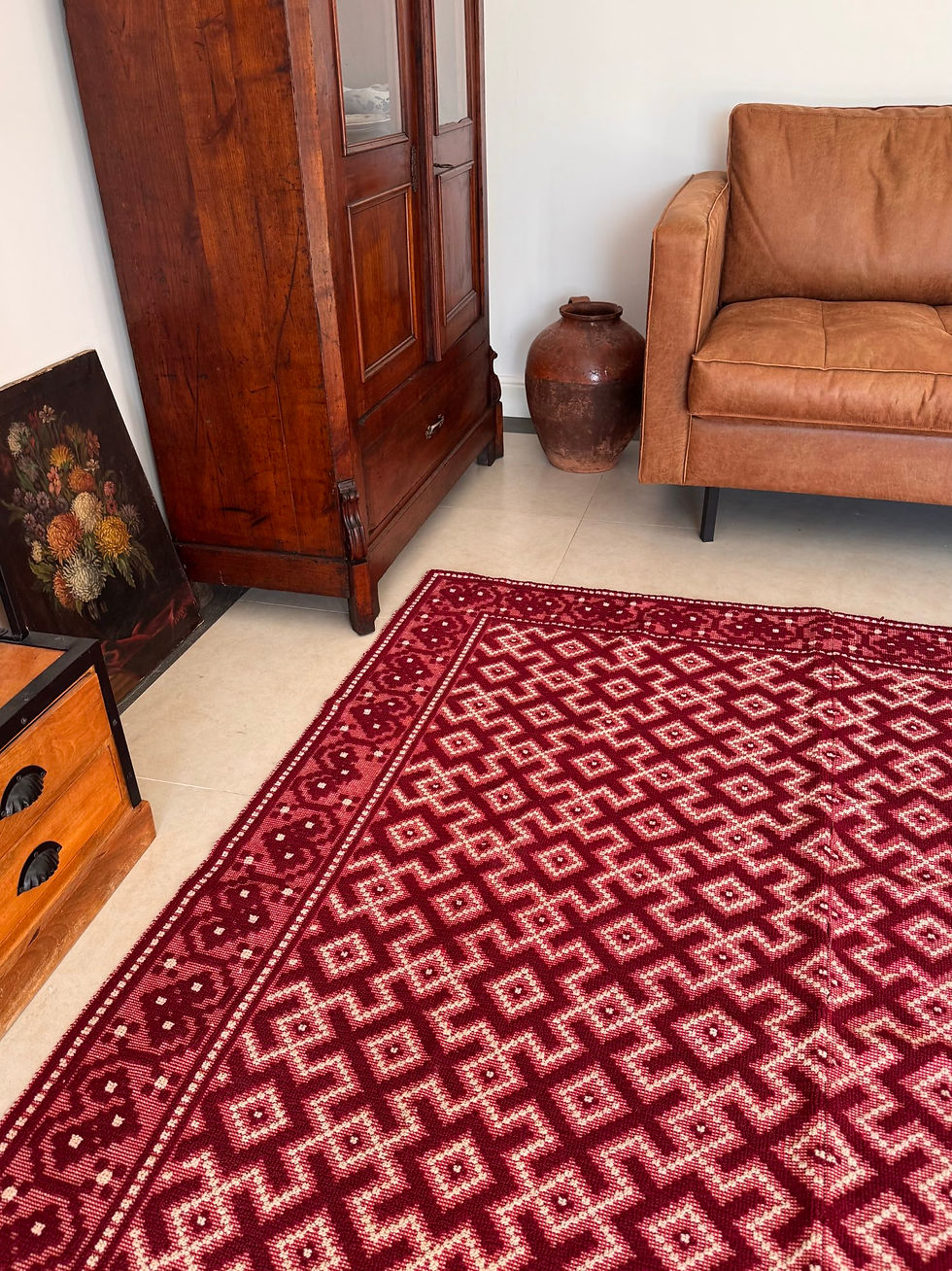 Thumbnail: Burgundy and white 3D wool carpet 