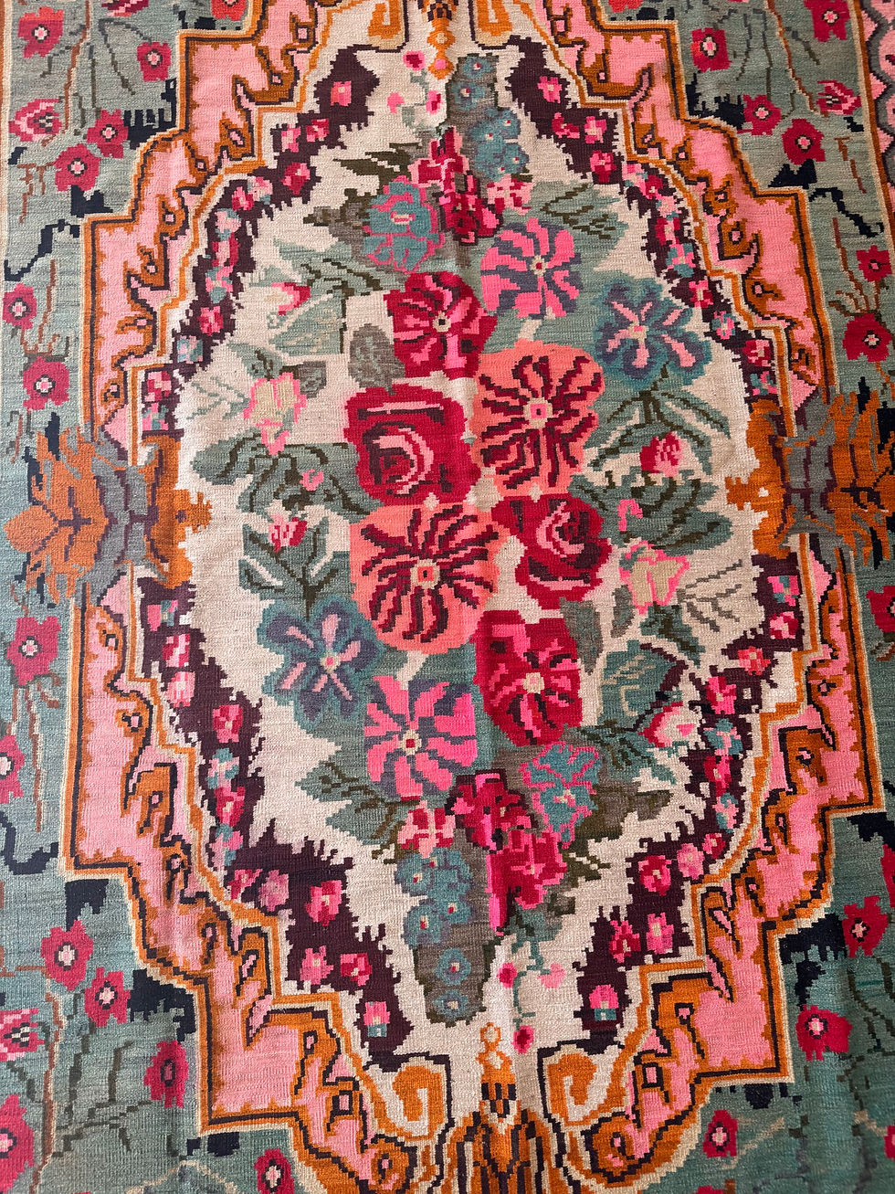 Miniatura: Floral Bessarabian carpet turquoise and white