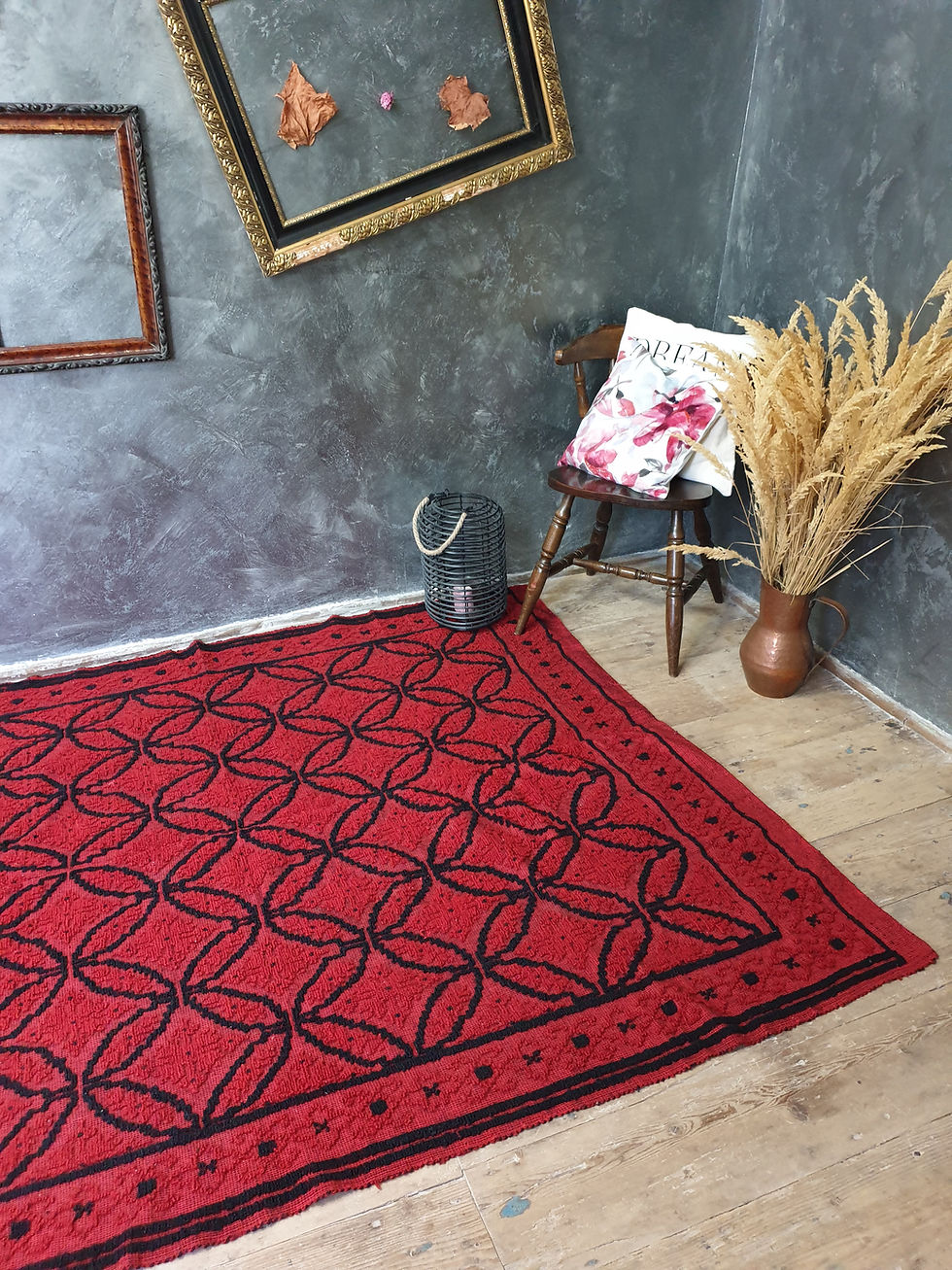 Miniature : Tapis roumain tissé à la main en laine rouge et noir