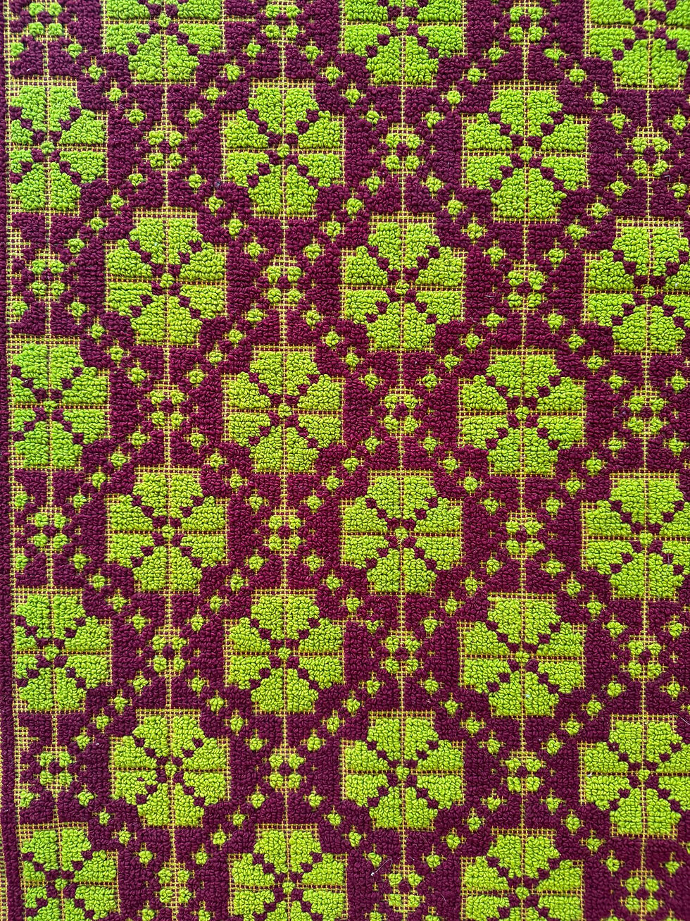 Miniatura: Green and Burgundy  3D wool carpet 
