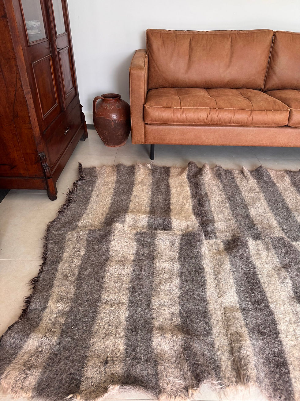 Miniatură: Vintage Handwoven Wool Rug – Bistrița, Romania