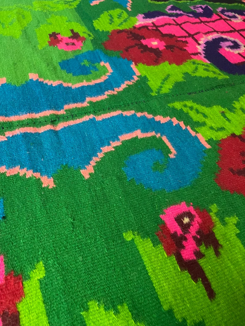 Miniaturbild: Colourful wool handmade carpet from Maramures Romania, floral design