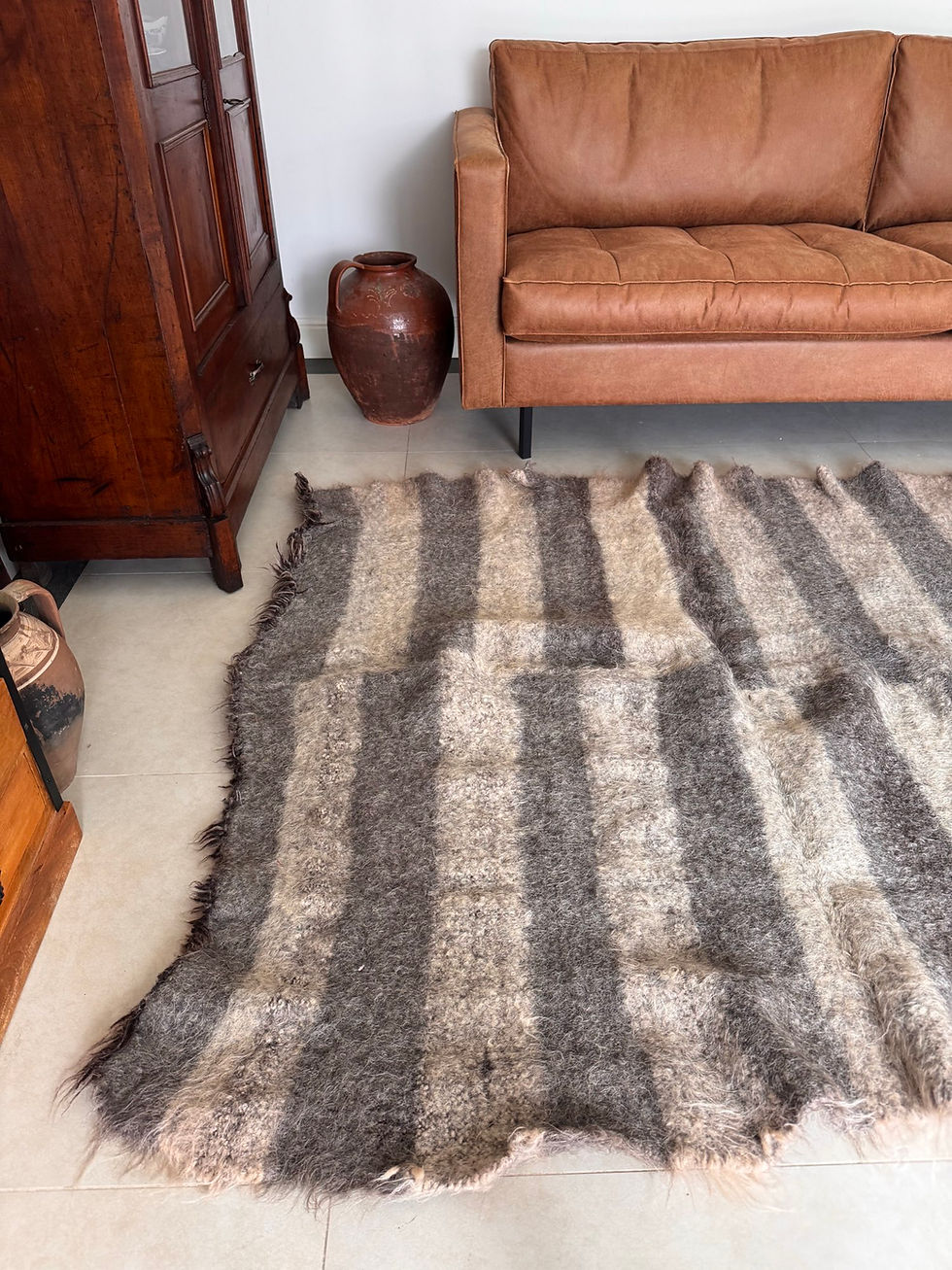 Miniatură: Vintage Handwoven Wool Rug – Bistrița, Romania