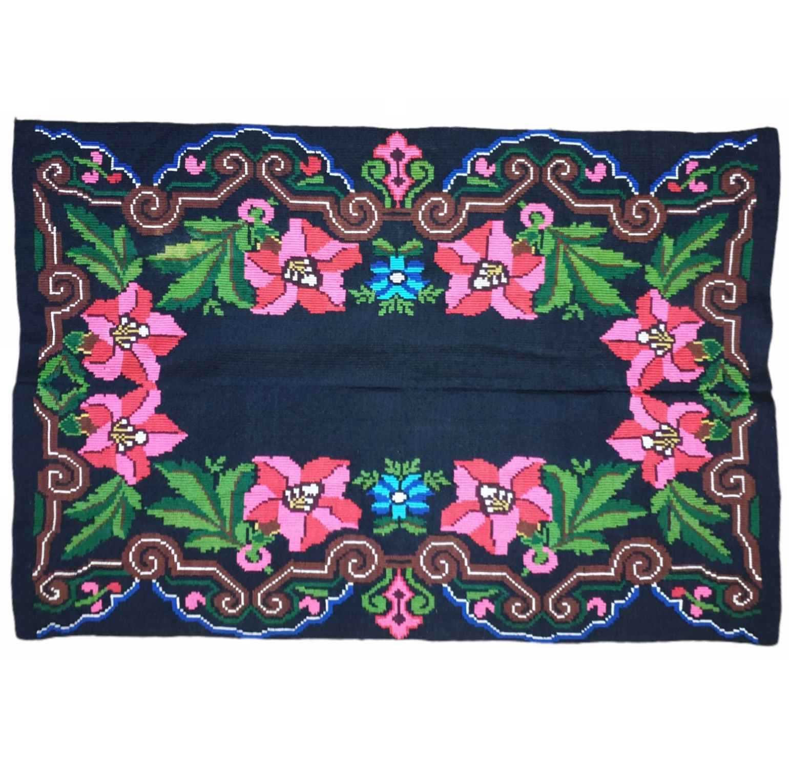 Alfombra, cama o funda de sofá vintage rumana, con delicadas flores.
