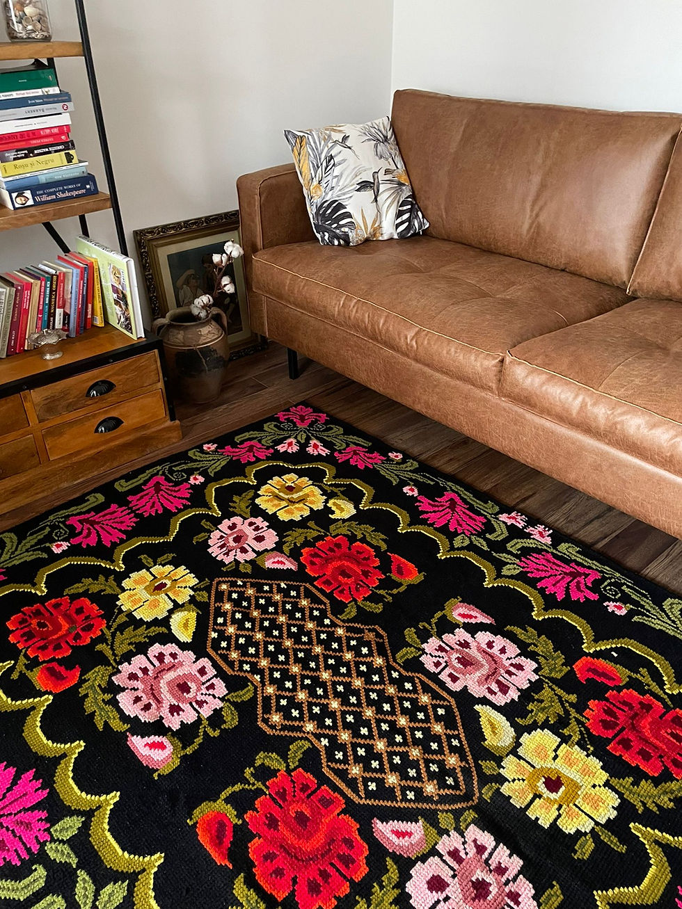 Miniature : Tapis boho fleuri au point de croix fait à la main sur chanvre