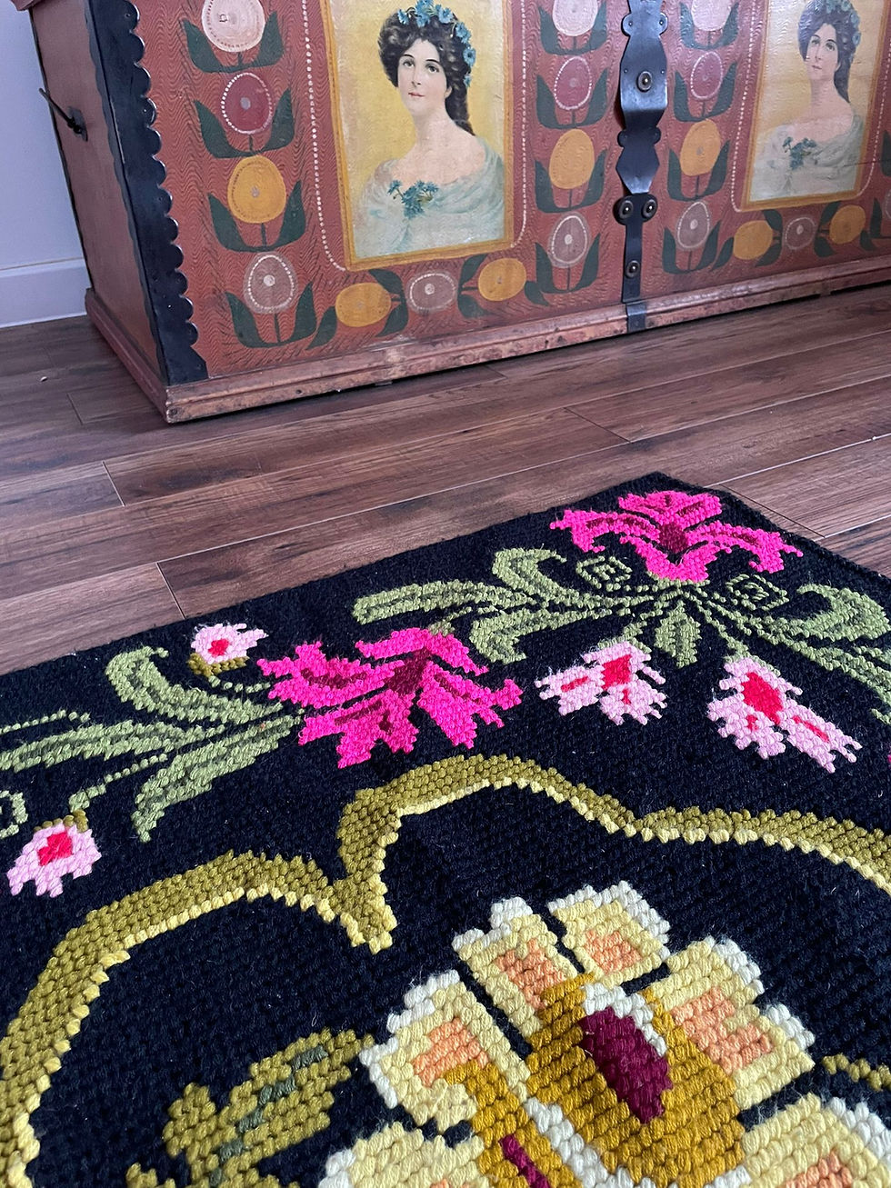 Miniature : Tapis boho fleuri au point de croix fait à la main sur chanvre
