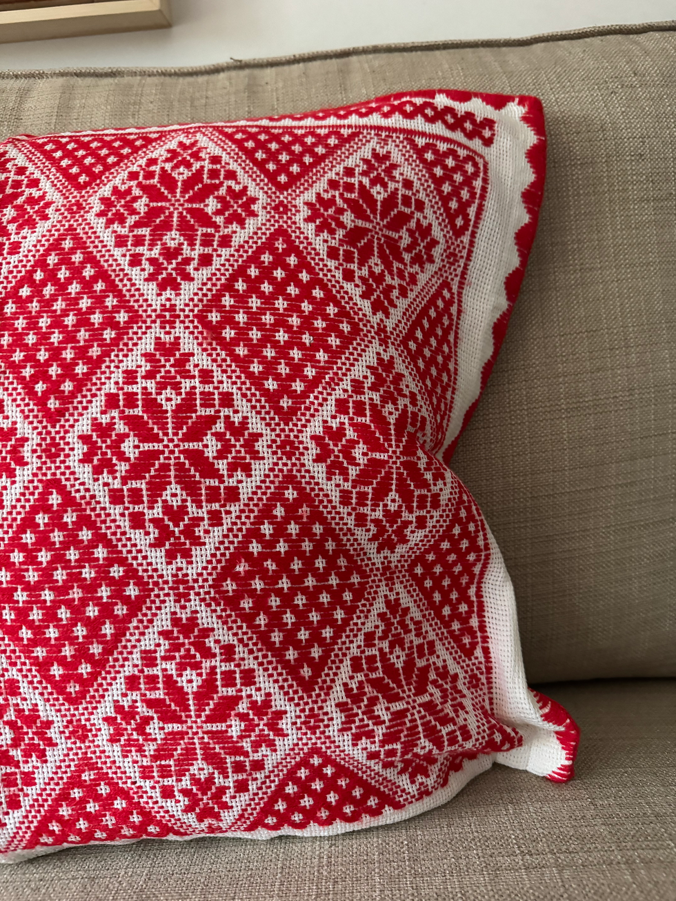 Thumbnail: Red and white pillow case with traditional Romanian embroidery 