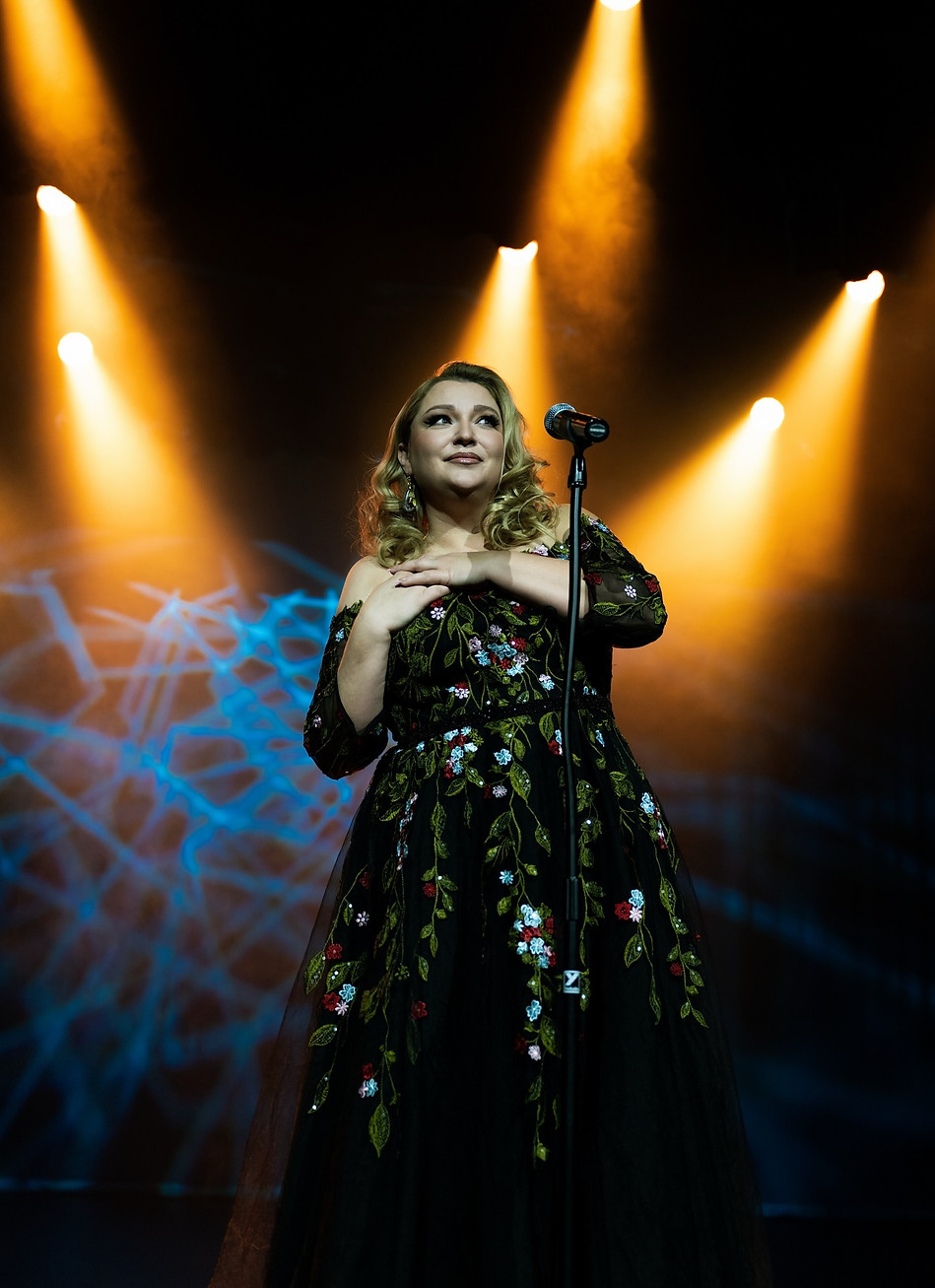 Adele .jpg