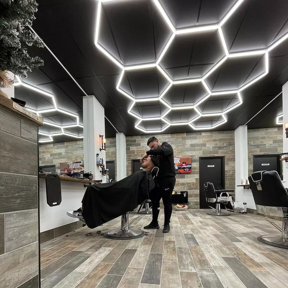 Thumbnail: Garage Hexagon LED Light 50000H 6500K Ultra Bright for Home Gym Barbershop Car D