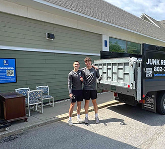 Junkit crew donating reusable furniture to Goodwill in Charlotte Vermont