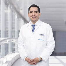 FOTO DR. VALENCIA.jpg