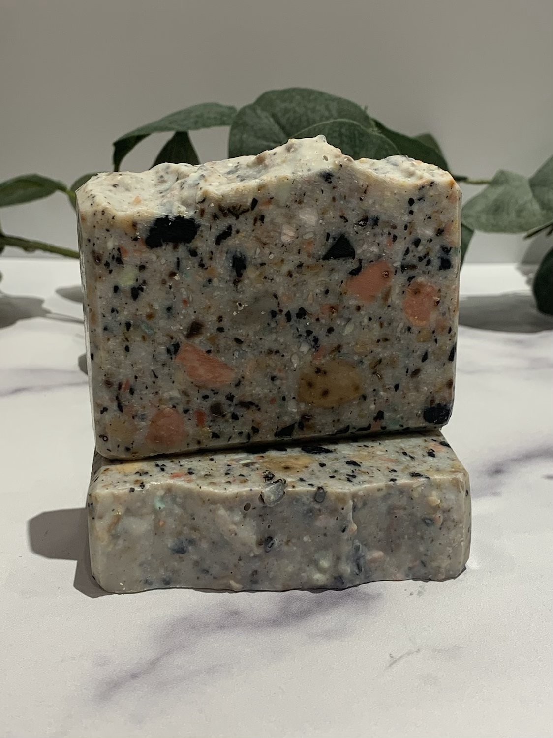 Everything But the Kitchen Sink Bodi Bar