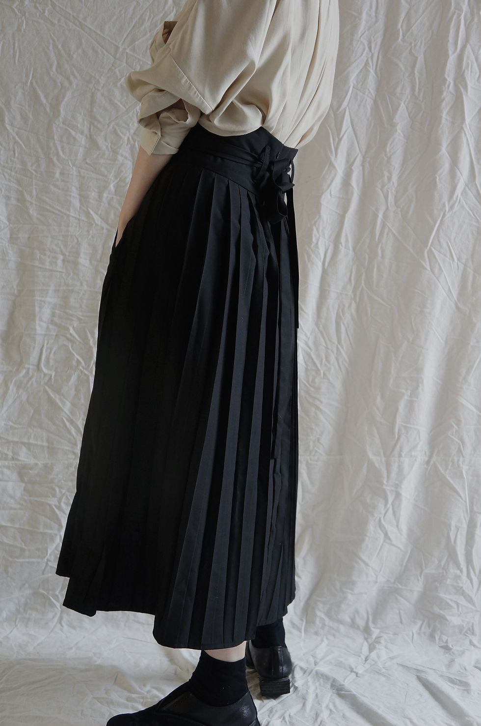 Thumbnail: pleated skirt