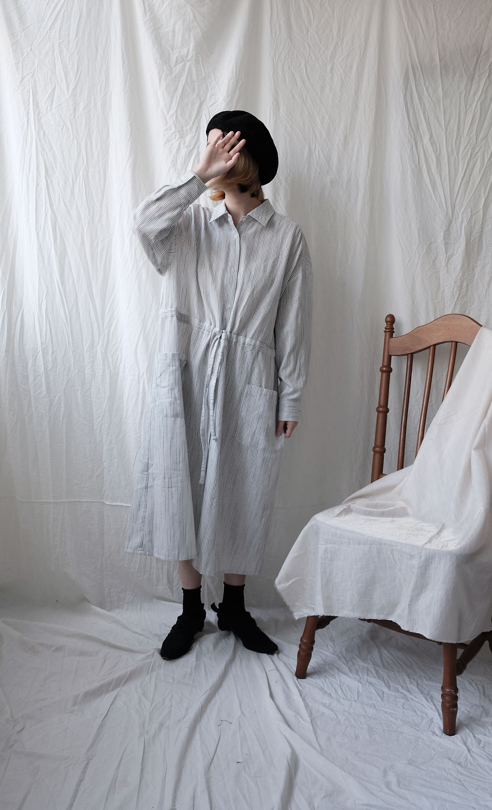 Thumbnail: cotton linen gathering dress White