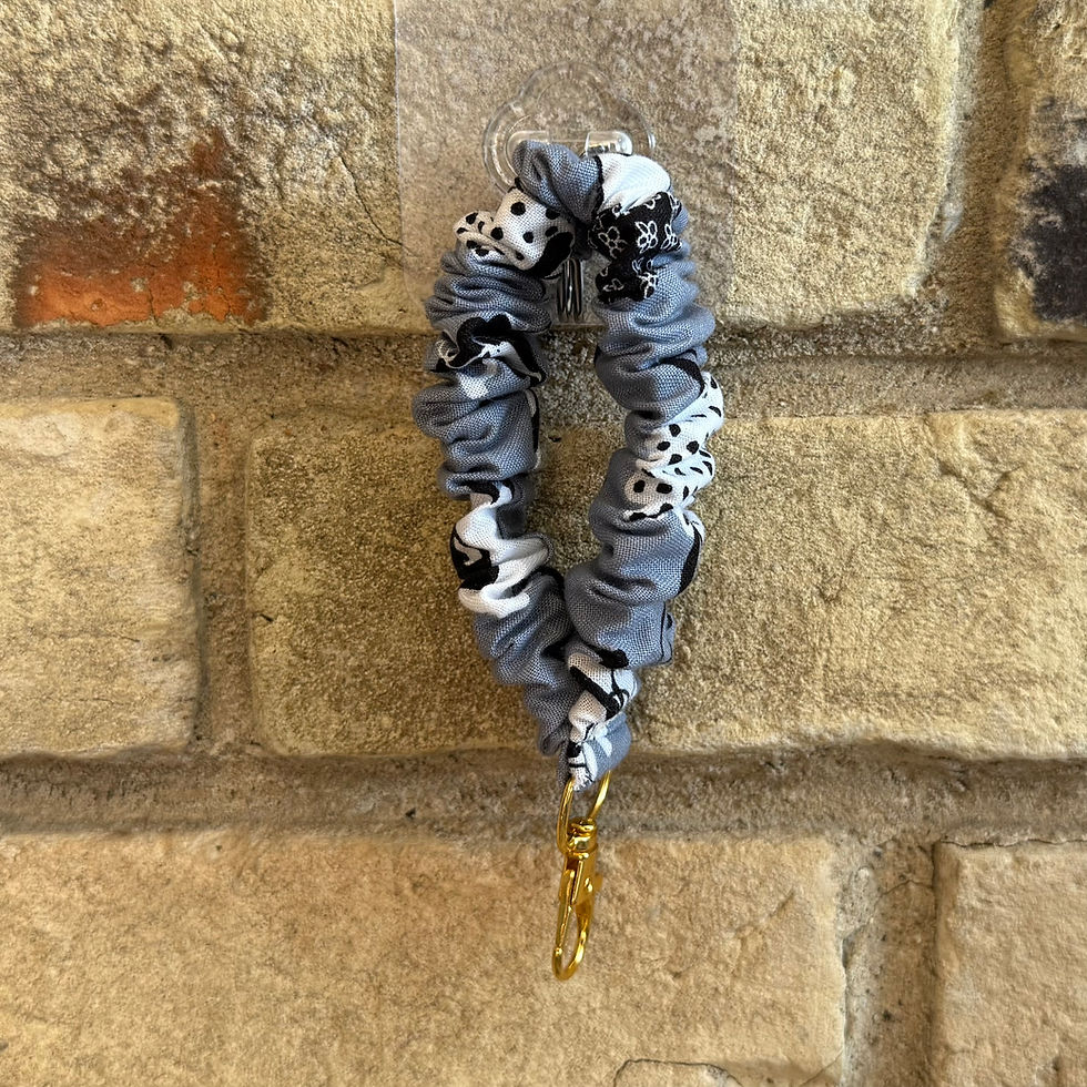 Thumbnail: Scrunchie Wristlet - Grey Sheep