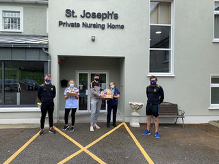 Hampers Delivered to Local Nursing Homes