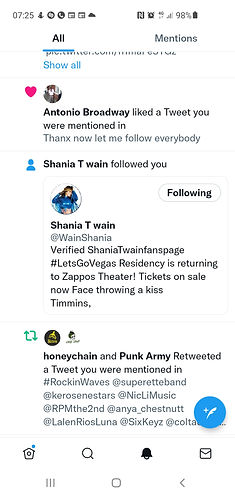 Shania Twain started following me.jpg