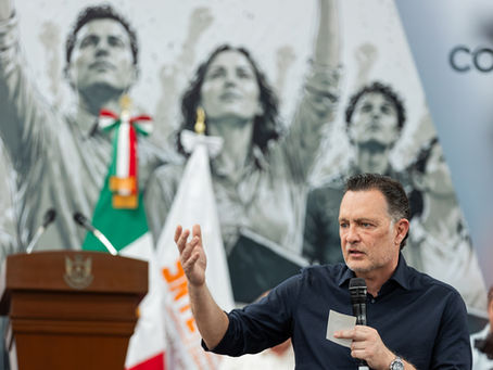 Mauricio Kuri conmemora el Día del Trabajo con el magisterio queretano
