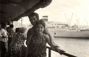 6 Com Nena, La Guaira, Venezuela,1961.jpg