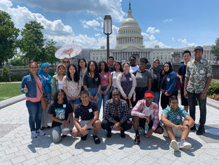 Liz Fox sponsored a trip to Washington, DC for students in our mentoring and scholarship programs