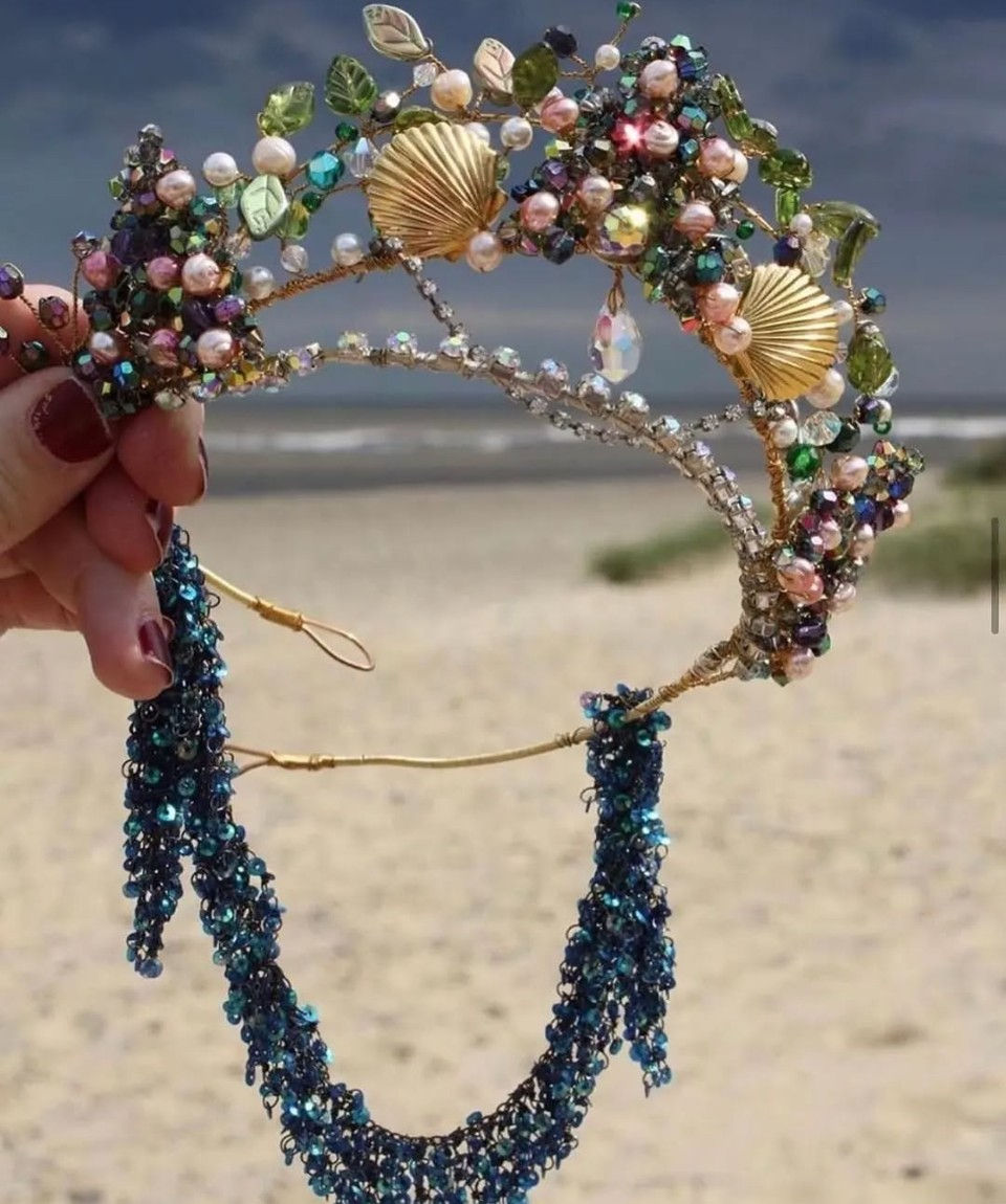 SAND DUNES AND SALTY AIR