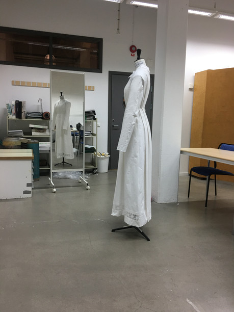 TOILE