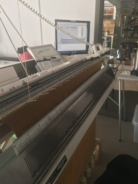 SILVER REED KNITTING MACHINE