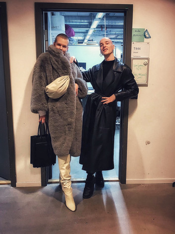 INSPIRATION: LEATHER COAT